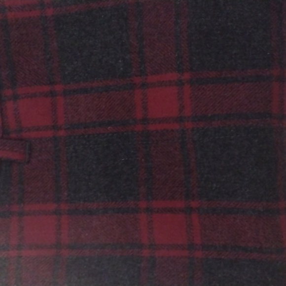 Eddie Bauer  red gray plaid wool blend skirt 80%wool size 8 petite - Picture 9 of 9